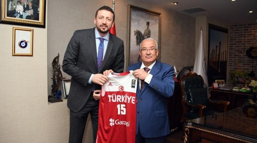 Hidayet T&uuml;rkoğlu, Başkan Kocamaz&rsquo;a Teşekk&uuml;r Etti