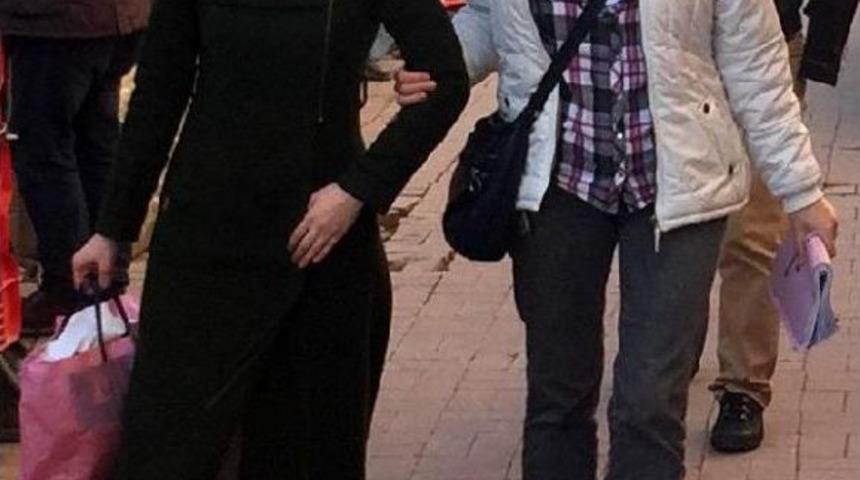 Kocaeli'de Fet&ouml; Soruşturmasında 3 Kadın &Ouml;ğretmen Adliyeye Sevk Edildi