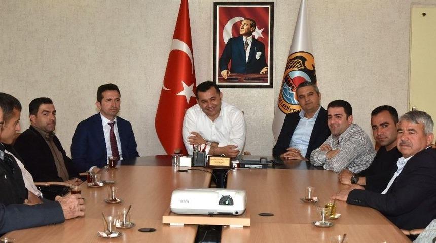 &Ccedil;ayarası Esnafından Başkan Y&uuml;cel&rsquo;e Ziyaret