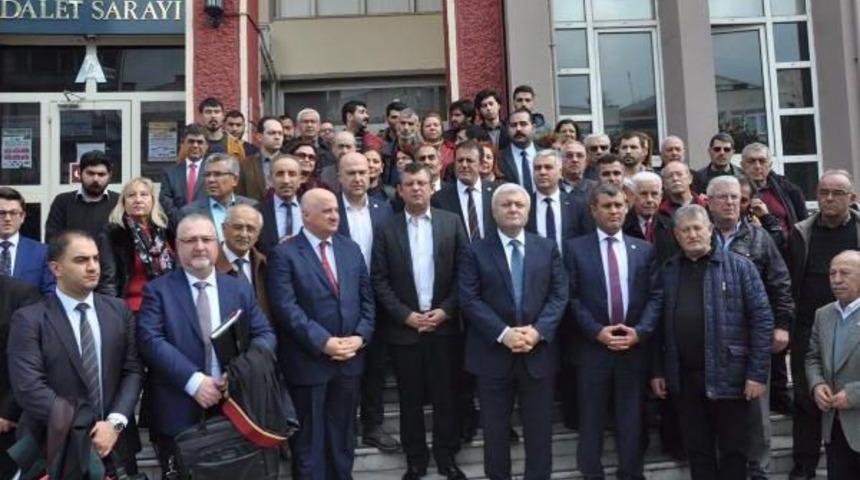 Chp'li B&uuml;lent Tezcan'a Saldırının Ilk Duruşması Yapıldı