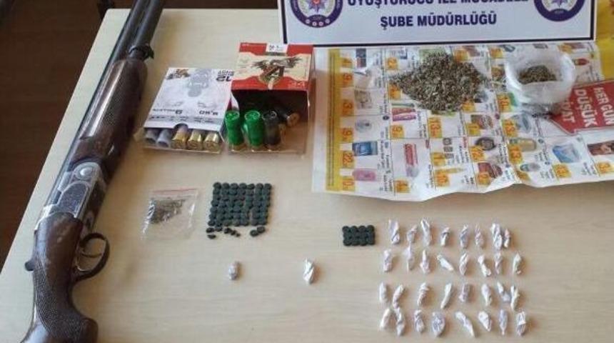 Tekirdağ'da 2 Sokak Satıcısı Tutuklandı