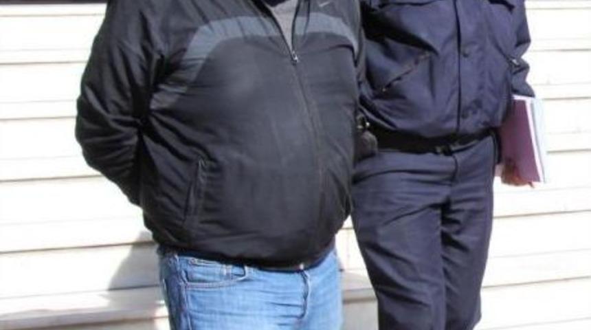 Hırsızlık Yaparken Yakalanan 4 Kişi Tutuklandı