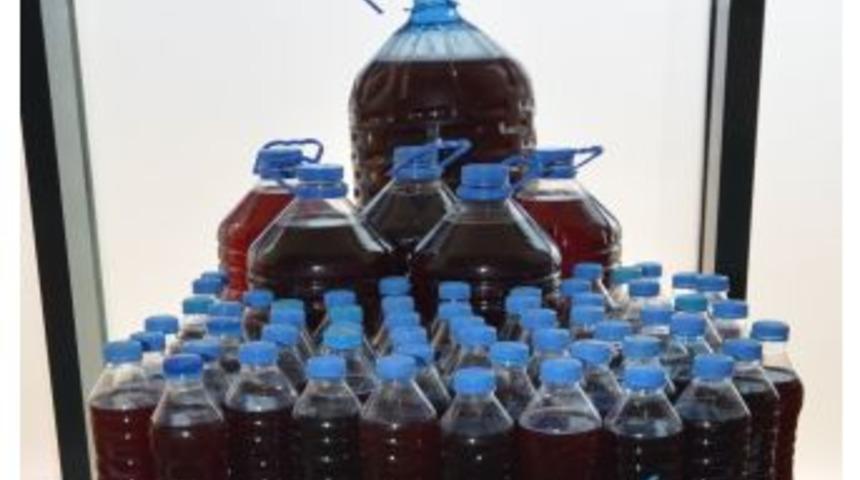 Elazığ&rsquo;da Su Şişelerinde Ka&ccedil;ak Şarap Ele Ge&ccedil;irildi