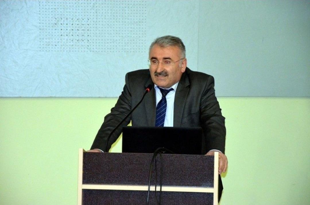 &Uuml;niversitede Helal Gıda Ele Alındı