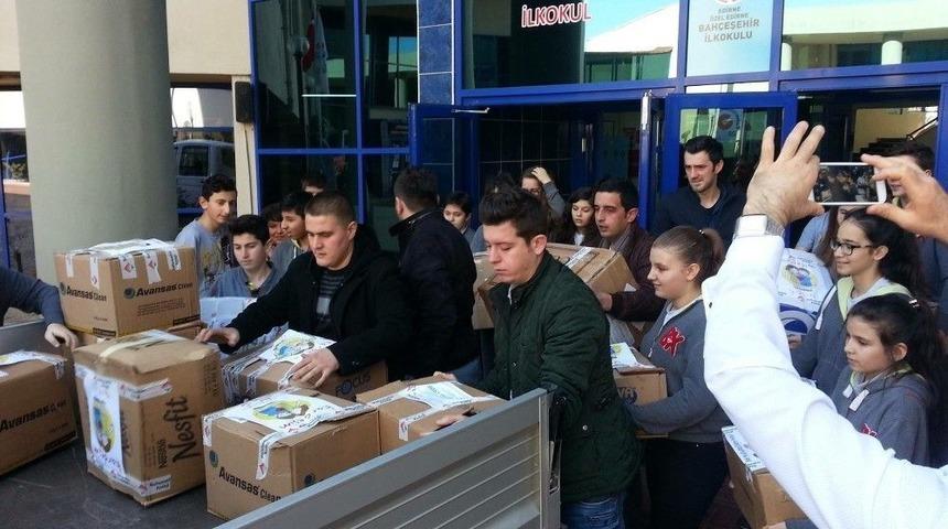 Minik &Ouml;ğrencinin Duygulandıran Mesajı