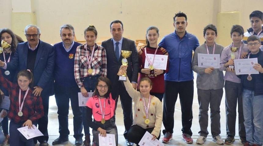 Okul Sporları Satran&ccedil; M&uuml;sabakaları Sona Erdi