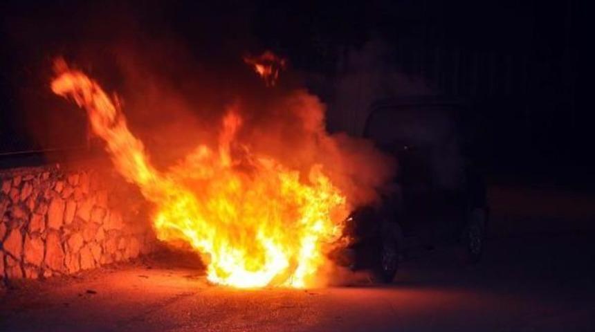 Tokat'ta Seyir Halindeyken Alev Alan Otomobil Yandı