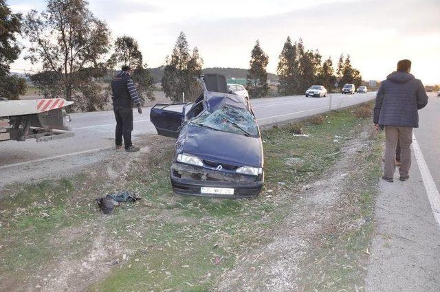 İzmir’de Otomobil Takla Attı :6 Yaralı