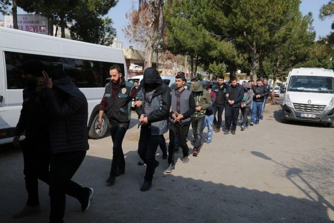 Sosyeteye Uyuşturucu Temin Eden Satıcılara Şok Baskın