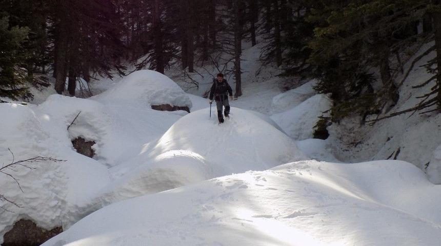 (&ouml;zel Haber) Uludağ&rsquo;ın Dereleri Eskimo Evlerine D&ouml;nd&uuml;