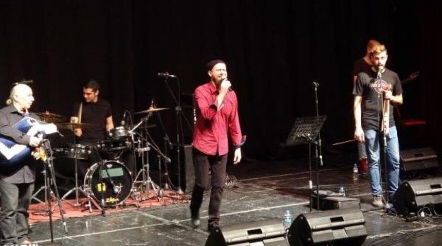 Avcılar'da 'karadeniz R&uuml;zgarı' Esti