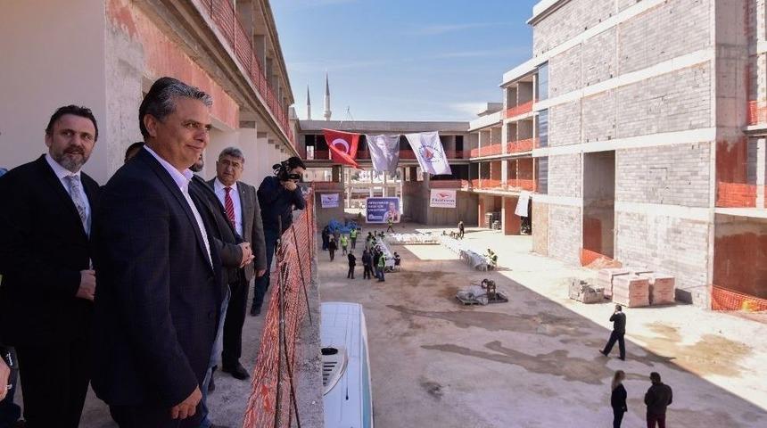 Başkan Uysal, Stk Merkezini İnceledi