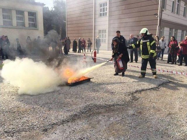 Halk Eğitim Merkezinde Tatbikat