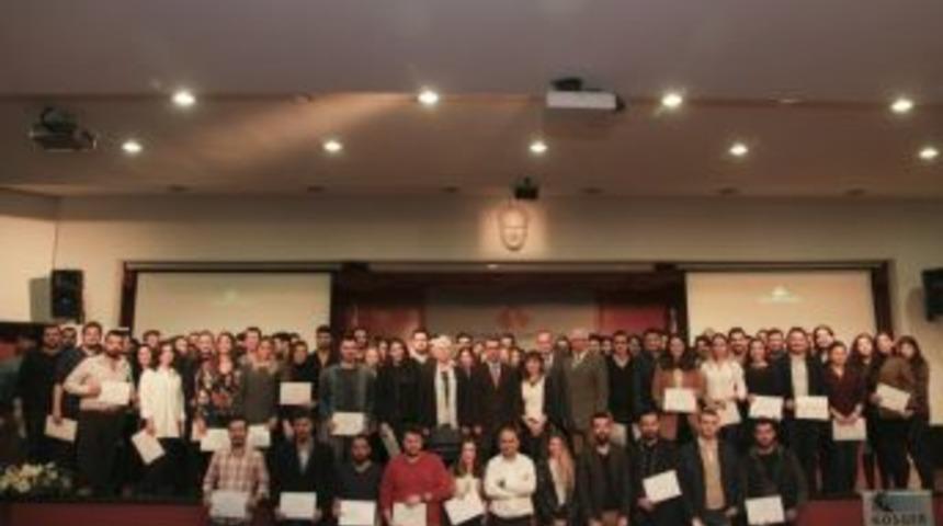 İzmir Ekonomi &Ouml;ğrencilerine Girişimcilik Sertifikası