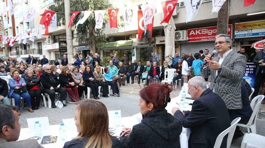Karşıyaka Belediye Başkanı Halkla Buluştu