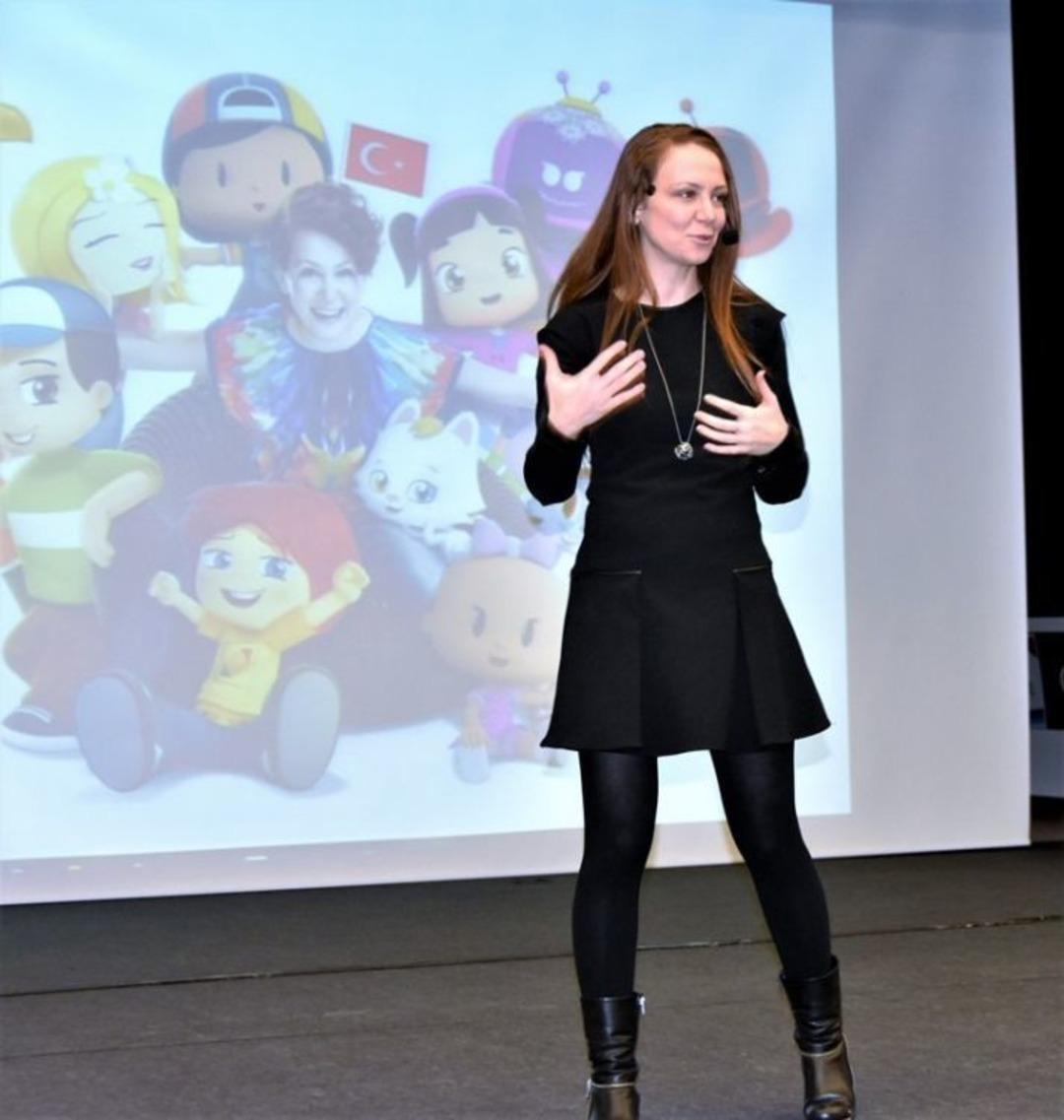 Pepee Rusya Ve Arabistan&rsquo;da