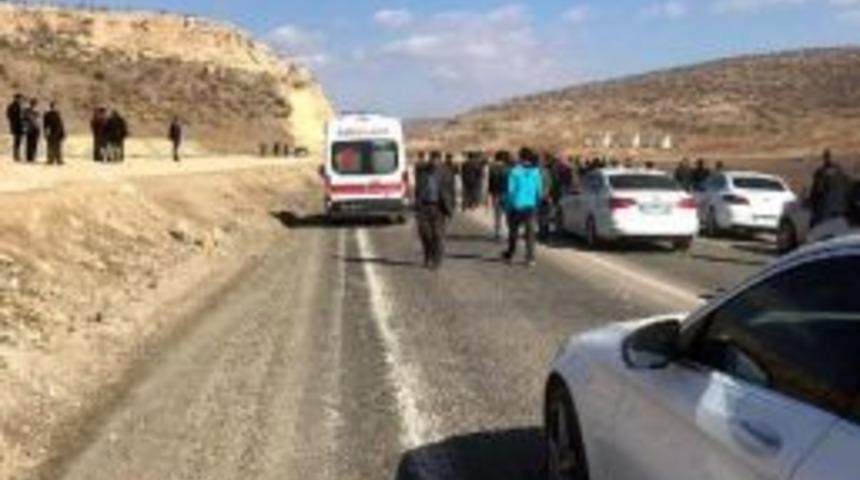 Mardin-Diyarbakır Karayolunda Askeri Aracın Ge&ccedil;işinden Sonra Patlama