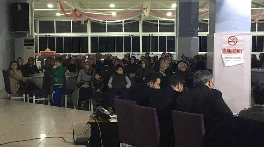 Vezirhan Beldesinde Referandum Bilgilendirme Toplantısı Düzenlendi