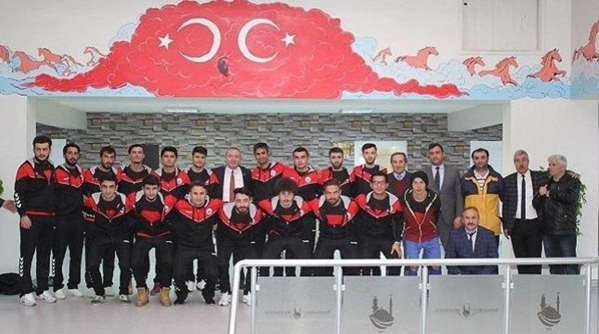 Sungurlu Belediyespor Futbol&rsquo;da İddialı