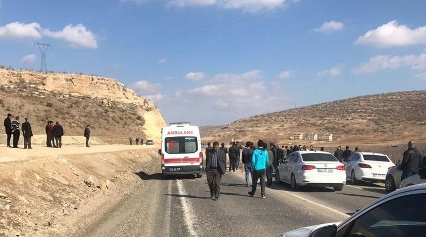 Mardin&rsquo;de Askeri Aracın Ge&ccedil;işi Sırasında Eyp Patlatıldı