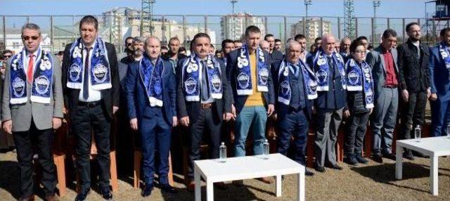 Kongresini Antreman Sahasında Yapan Kayseri Erciyesspor'un Yeni Başkanı Saffet Külahçı