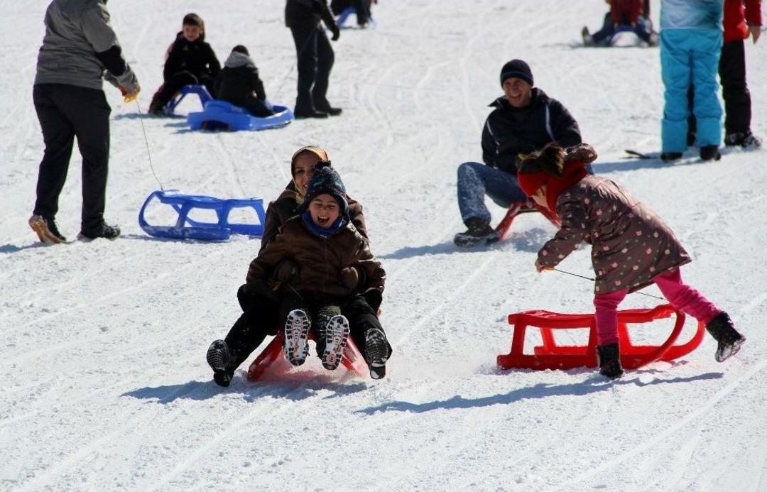 Paland&ouml;ken&rsquo;de Hafta Sonu Yoğunluğu