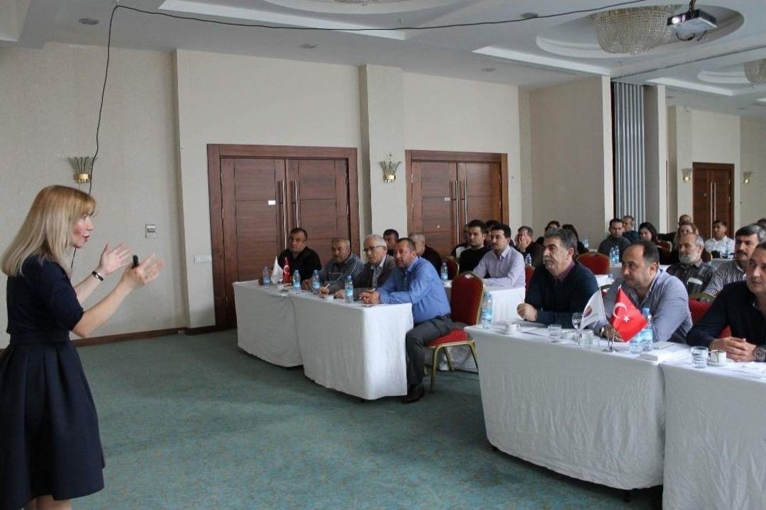 Finike Belediyesi, Afyonkarahisar&rsquo;da Kampa Girdi