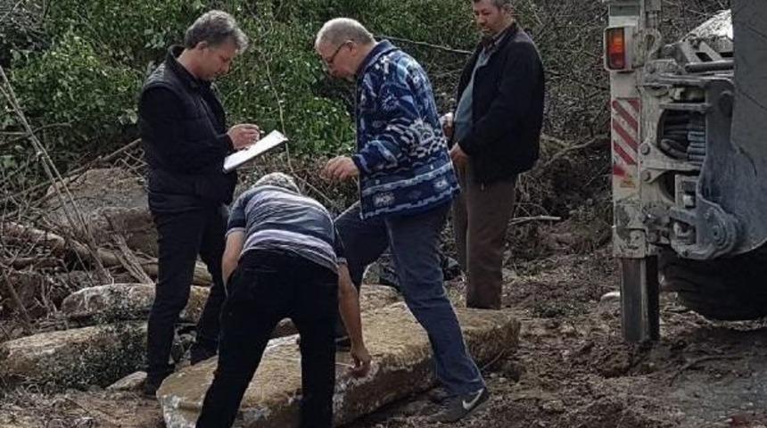 Kanalizasyon &Ccedil;alışmasında Roma D&ouml;nemine Ait Mezar Bulundu