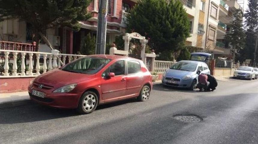 Buca'da 23 Aracın Lastiği Şişlendi