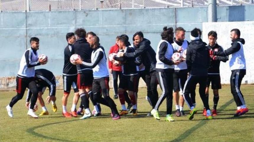 Sivasspor, Gaziantep B&uuml;y&uuml;kşehir Belediyespor Hazırlıklarını Tamamladı