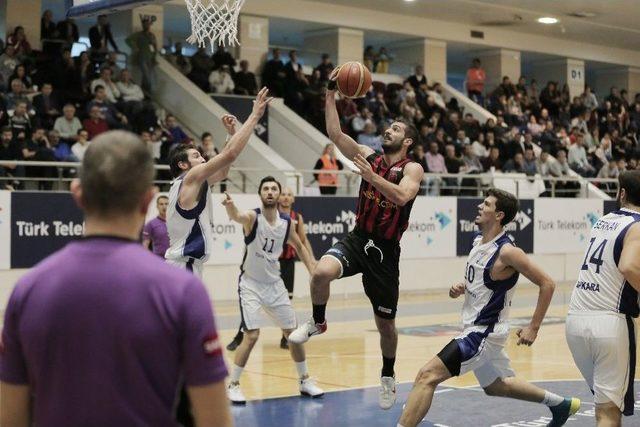 Nesine.com Eskişehir Basket Final Karşılaşmasında