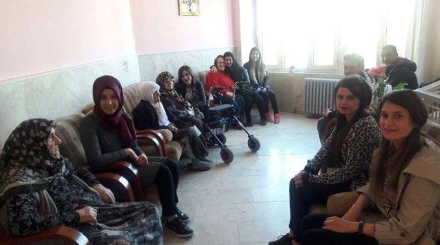 Akşehir Kyk&rsquo;dan, Huzurevine Ziyaret