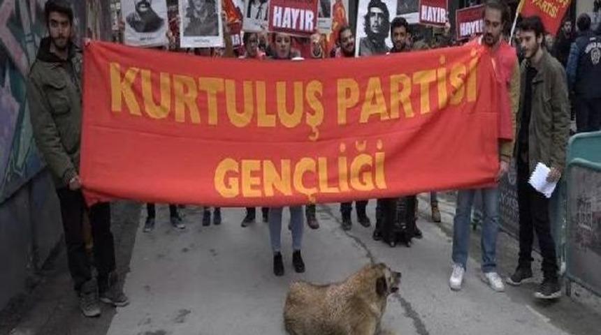 İstiklal Caddesi'nde "hayır" Yürüyüşü