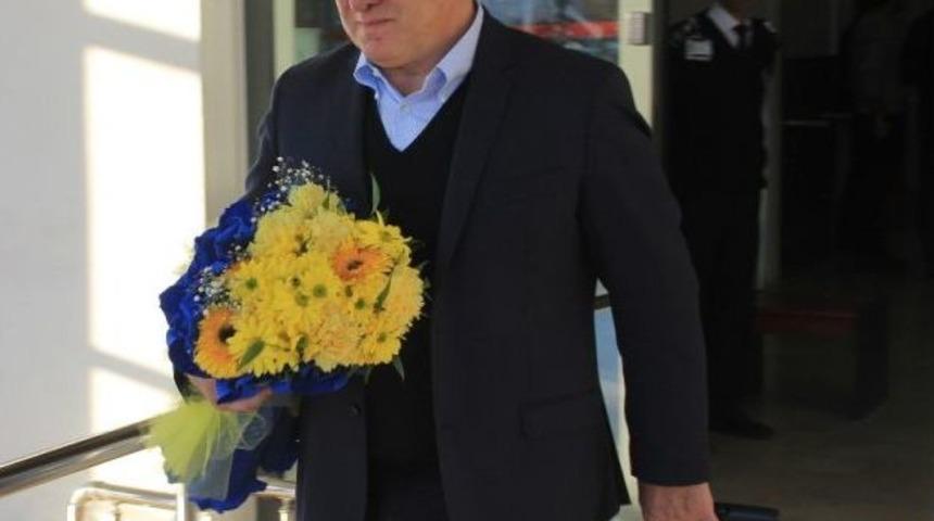 Fenerbah&ccedil;e Kafilesine Gaziantep&rsquo;te Şok Tepki