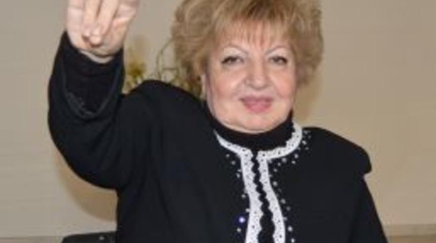 Azerbaycanlı Akademisyen: &ldquo;bozkurt İşareti T&uuml;rkl&uuml;ğ&uuml;n Simgedir, T&uuml;rk Gibi Hisseden Bozkurt İşareti Yapar"