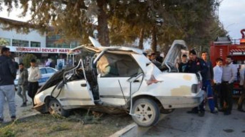 Korkuteli&rsquo;de Trafik Kazası: 3 &Ouml;l&uuml;