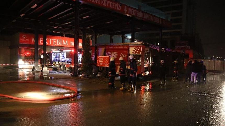 Kartal&rsquo;da İnşaat Firmasına Ait Satış Ofisinde &Ccedil;ıkan Yangın Paniğe Neden Oldu