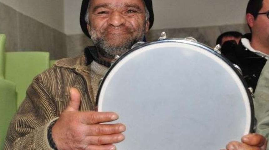 Ruh Hastalarına M&uuml;zikli Terapi