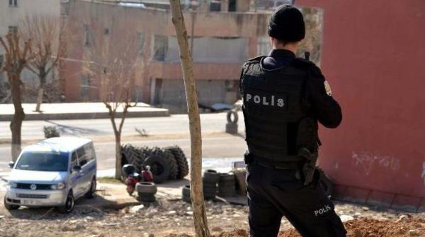 Polisten Kısa Filmle Sigarayı Bırakma Kampanyası