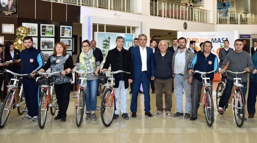 Uysal&rsquo;dan &rsquo;işe Okula Bisikletle Gidin&rsquo; &Ccedil;ağrısı