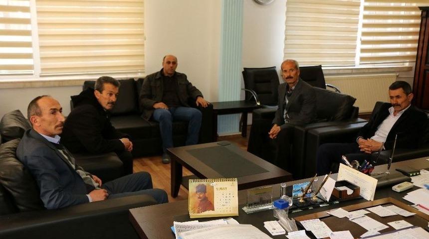 Hekimhan Muhtarlar Derneğinden Başkan Millioğulları&rsquo;na Ziyaret