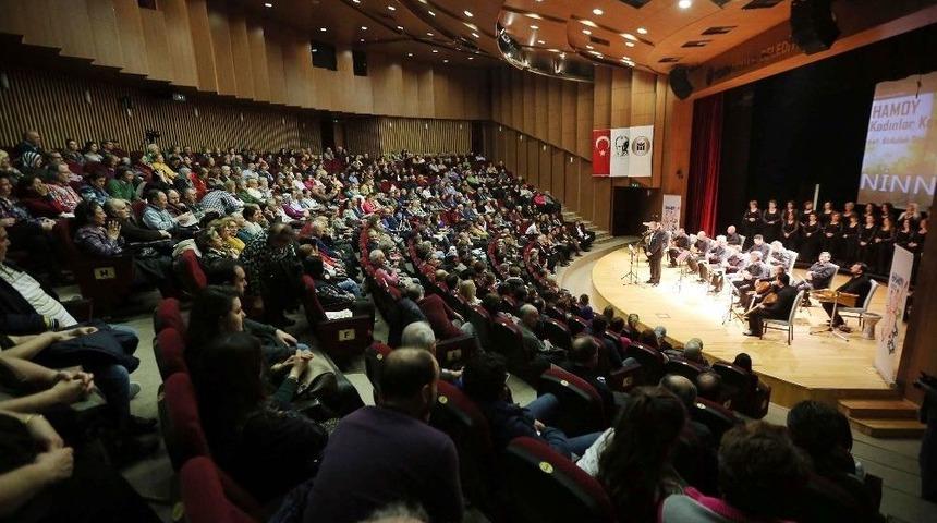 Yenimahalleliler &ldquo;ninniler&rdquo; Konserinde Buluştu