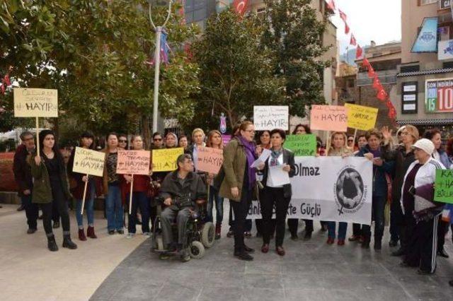 Manisa'da Kadınlardan 'hayır' Eylemi