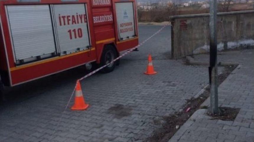 Elektrik Direğinde Yangın &Ccedil;ıktı