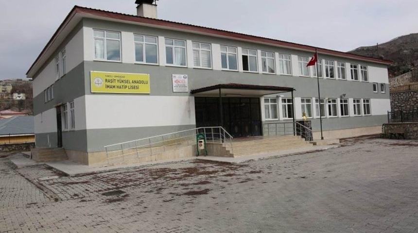 &Ccedil;emişgezek İmam Hatip Lisesine 2 Kat İlave Yapılacak