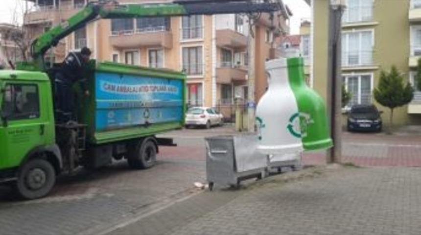 İzmit&rsquo;te Her Ay 150 Ton Cam Toplanıyor