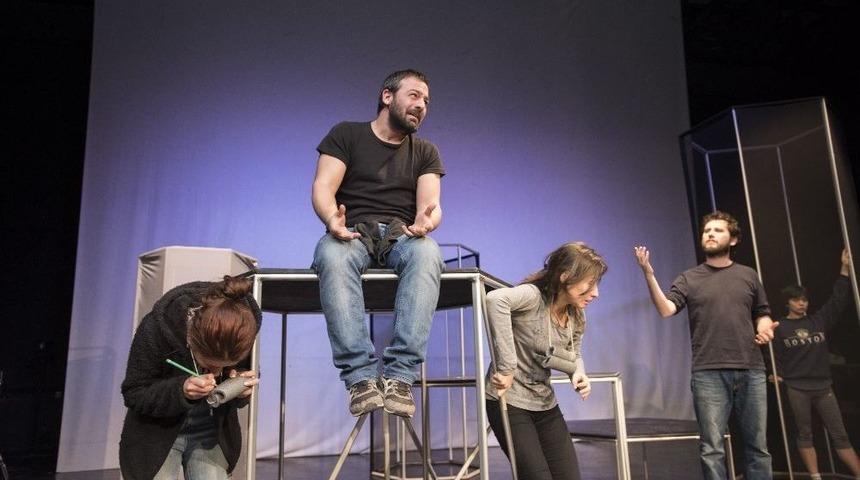 Tiyatro Anadolu &ldquo;kundak&ccedil;ı&rdquo; İle Mart Ayında Seyircisiyle Buluşacak