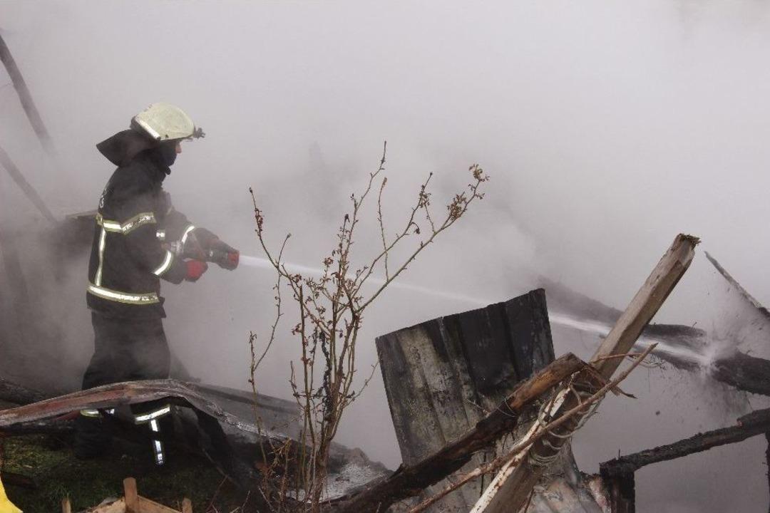 K&uuml;l Olan Ahırdan Hayvanlar Son Anda Kurtarıldı