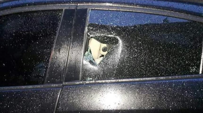 Bursa&rsquo;da Otomobillerin Camlarını Kıran Hırsızlar Değerli Eşyaları &Ccedil;aldı