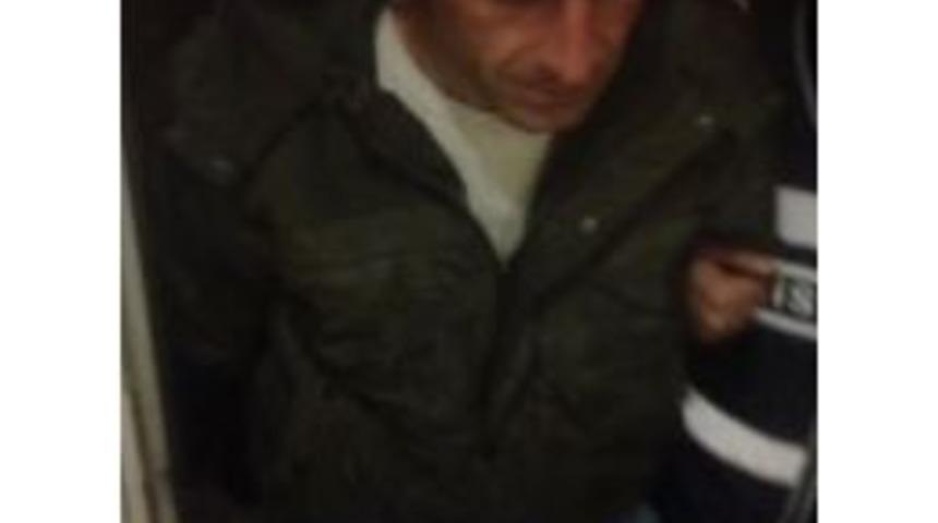 İnşaatta Sopayla D&ouml;vd&uuml;kleri Genci Kameraya &Ccedil;eken 2 Şahıs Yakalandı